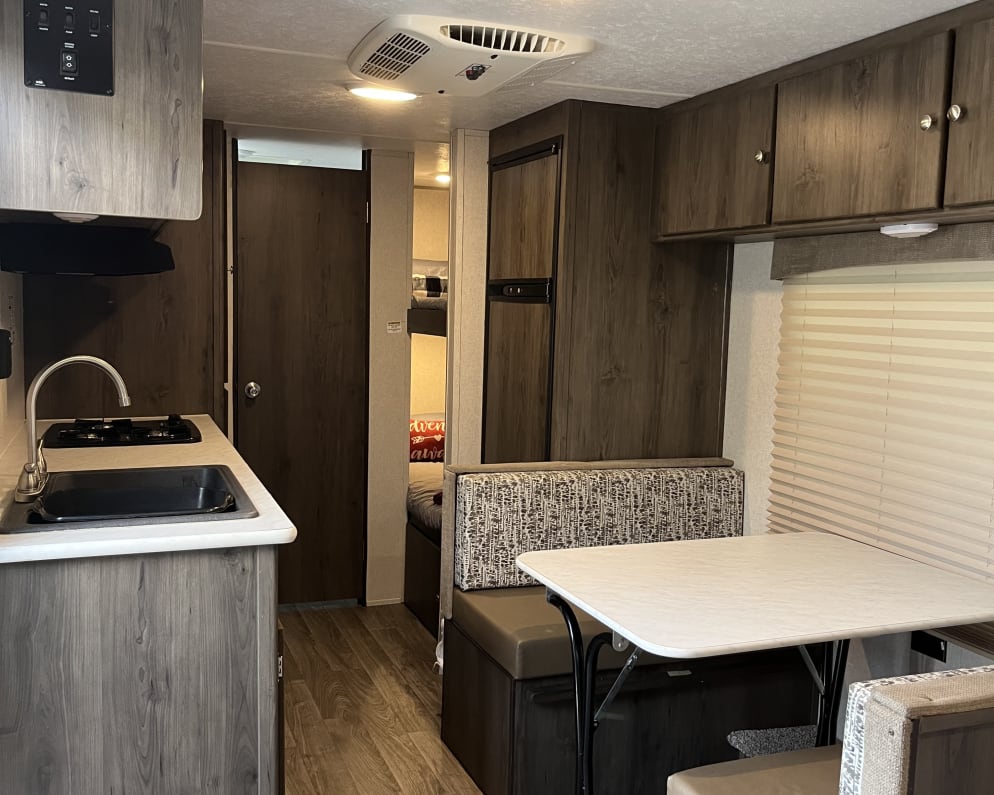 2019 Coachmen Viking Saga 21SBH available for rent in Glasgow Kentucky