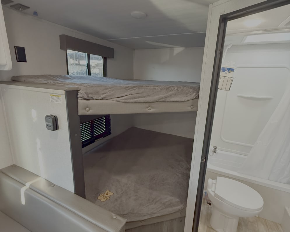 2022 Hideout  by Keystone for rent in 95928