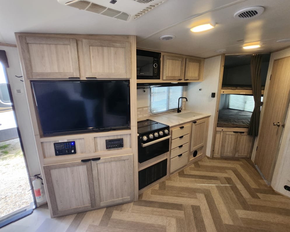 2022 Heartland RVs Cruiser Travel Trailer for rent in Weatherford Texas