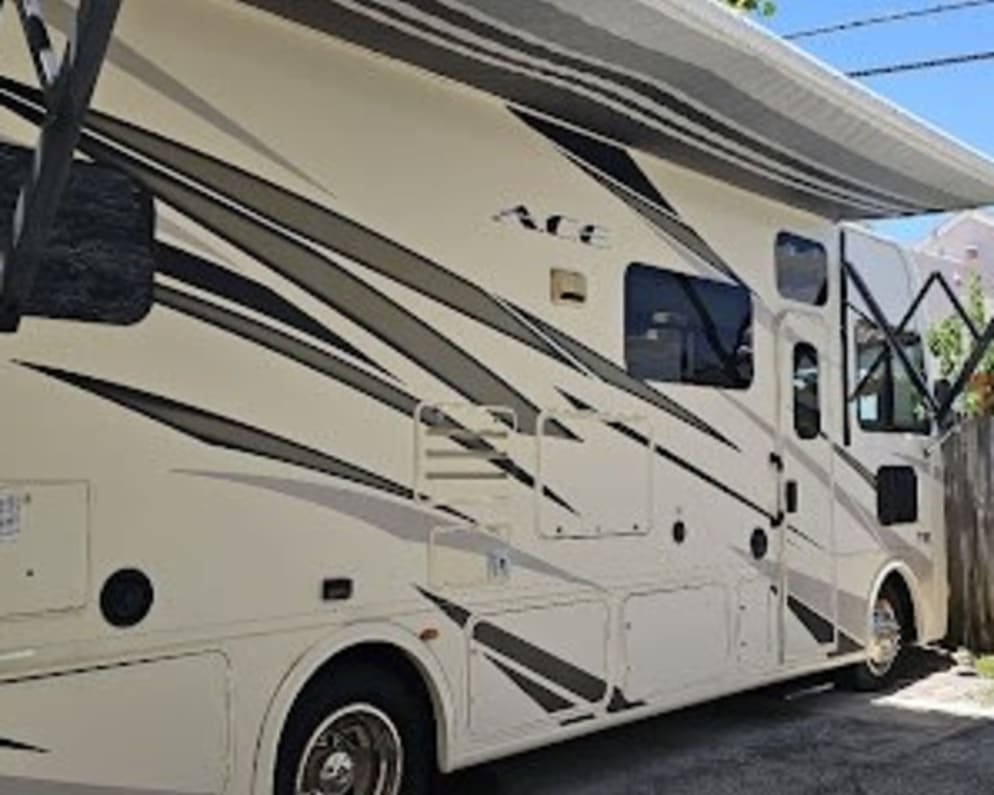 2018 Thor A.C.E. Class A for rent in Lake Worth Beach Florida