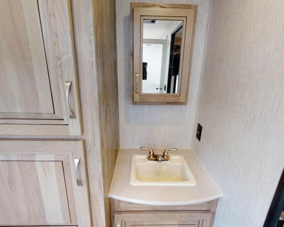 2021 Forest River Palomino Solaire Fifth Wheel for rent in Cathedral City California