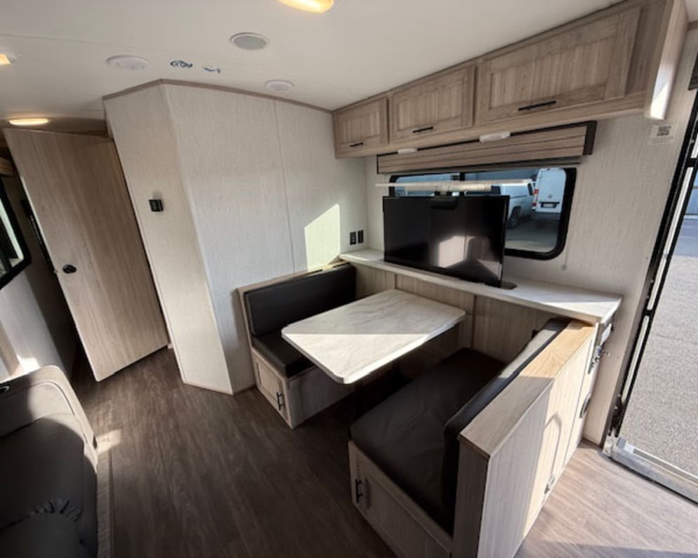 2022 Shadow Cruiser 248RKS  by Cruiser RV for rent in 95823