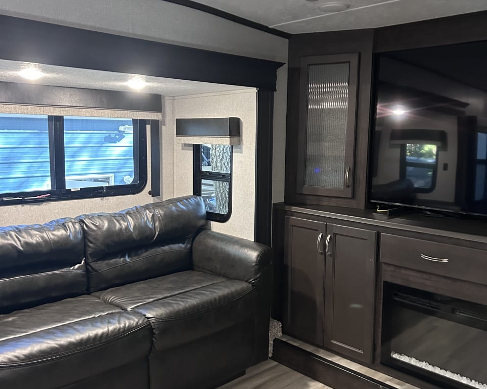 2021 Brookstone  by Coachmen for rent in 32771