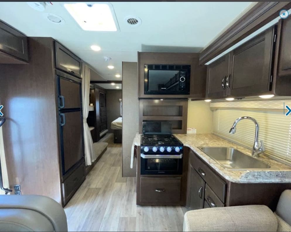 2021 Freedom Elite  by Thor for rent in 46077