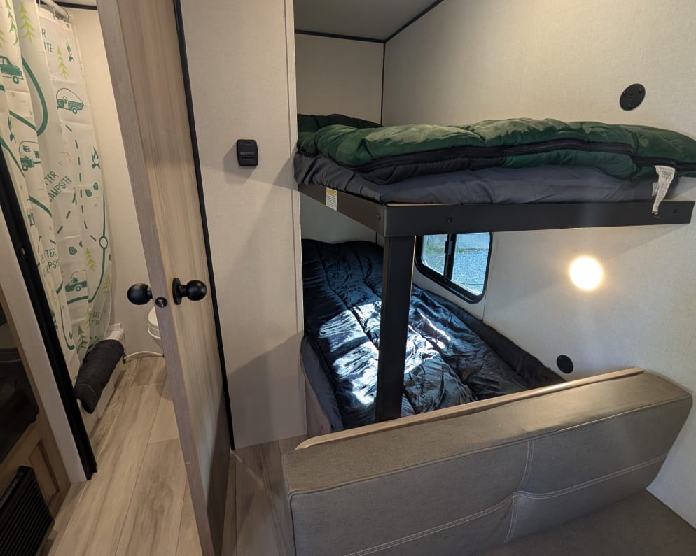 2025 Keystone RV Coleman Travel Trailer for rent in Rochester Washington