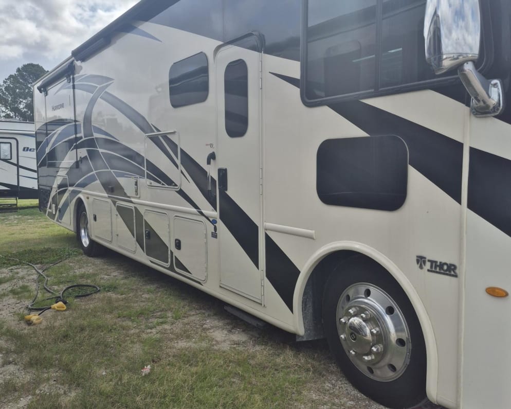 2022 Hurricane  by Thor for rent in 77090