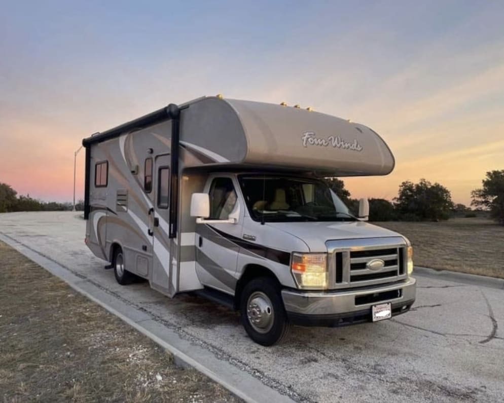 2015 Thor Four Winds