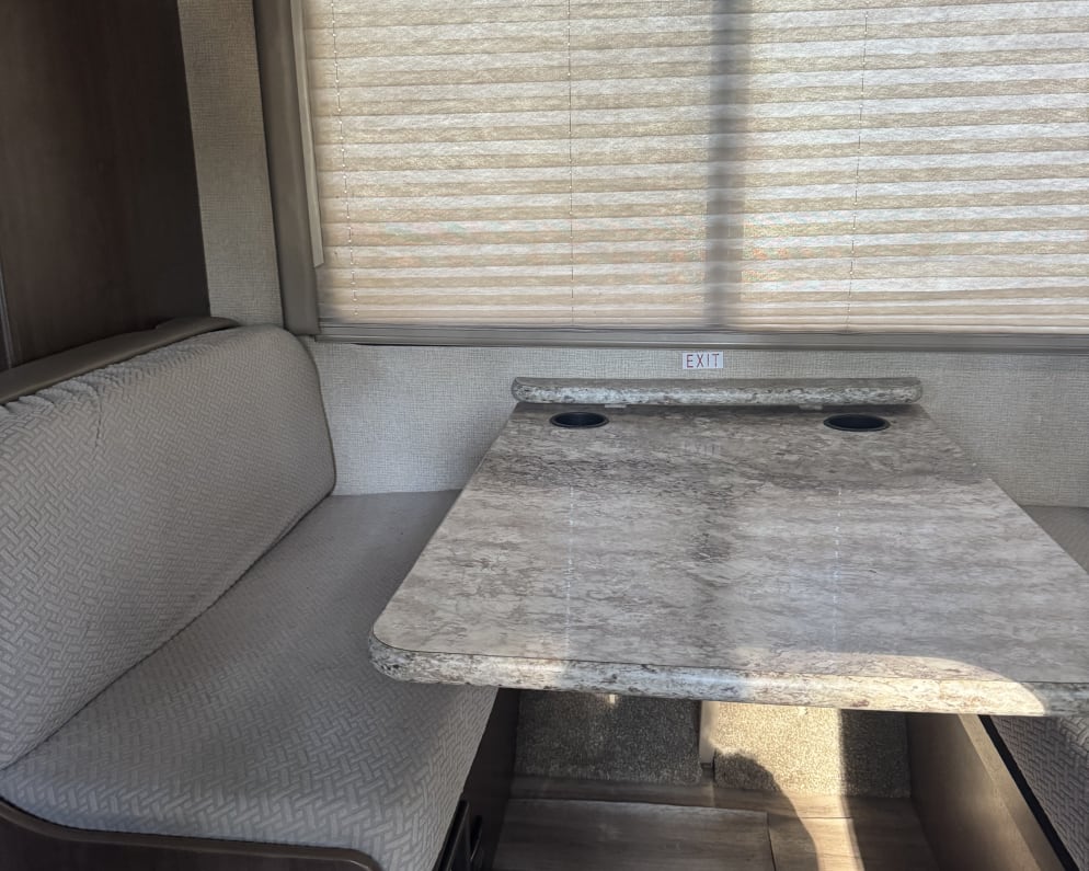 2017 Four Winds  by Thor for rent in 97702