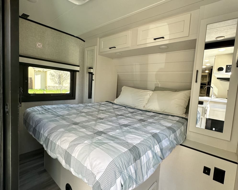 2024 Jay Feather  by Jayco for rent in 95307
