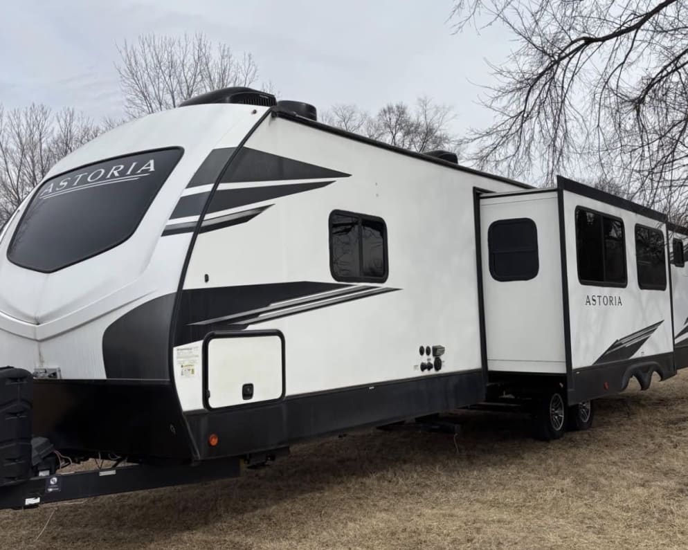2022 Astoria Astoria Trailer available for rent in Des Moines IA