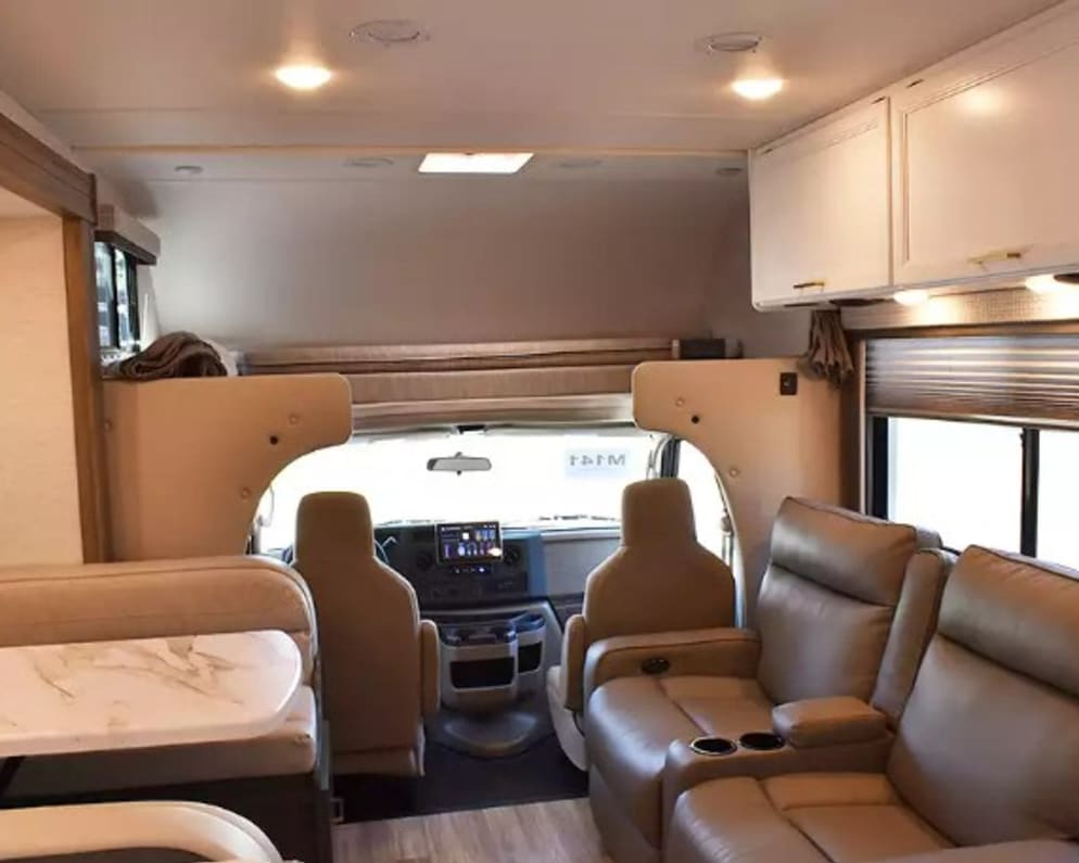 2025 Eddie Bauer  by Thor for rent in 32750