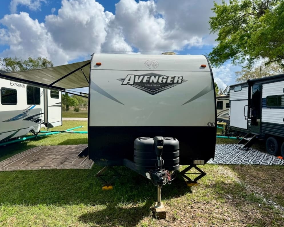 2020 Prime Time Avenger 26BH Travel Trailer for rent in Fort Myers Florida