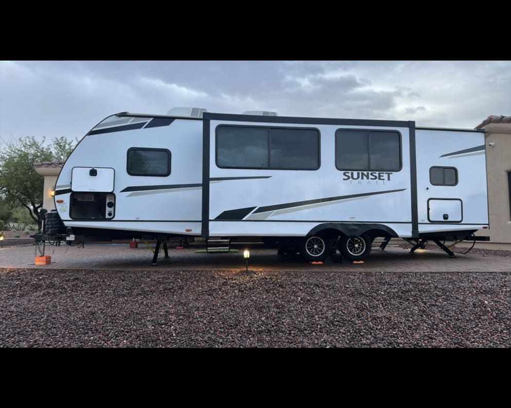 2024 Keystone RV Sunset Trail Travel Trailer for rent in Chandler Arizona