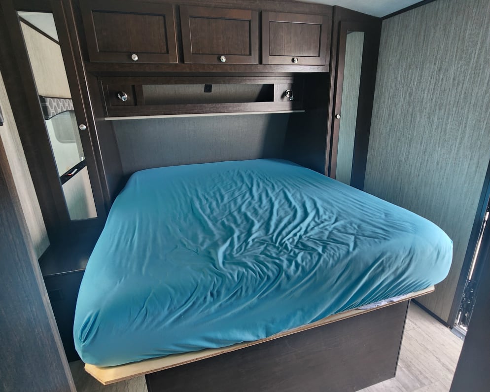 2019 Shadow Cruiser  by Cruiser RV for rent in 47403