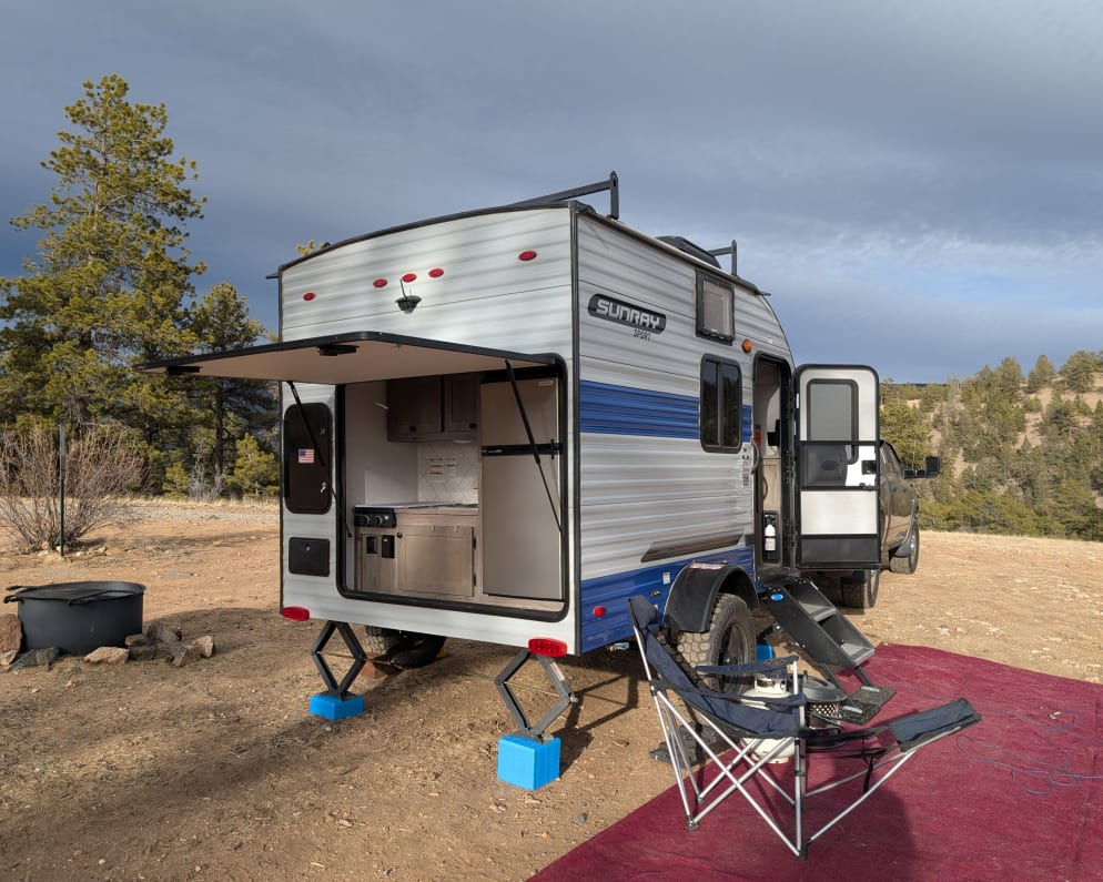 2023 Sunset Park RV SunRay Travel Trailer for rent in Colorado Springs Colorado