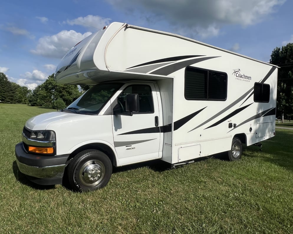 2020 Coachmen Freelander 22xg