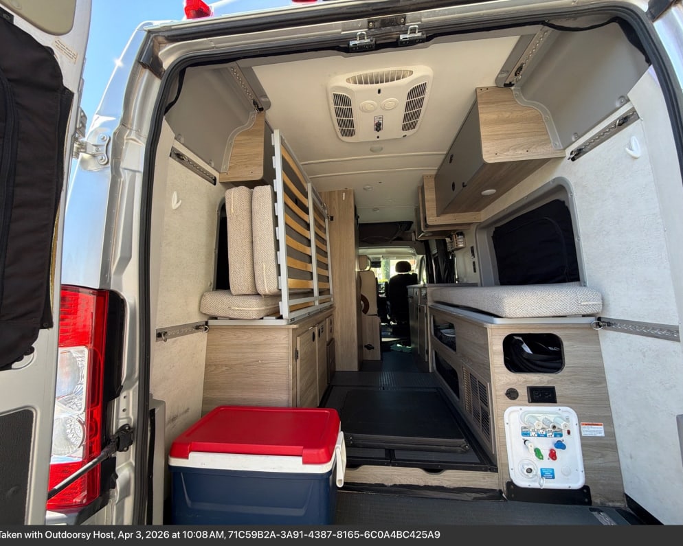 2022 Winnebago Solis available for rent in Las Vegas Nevada