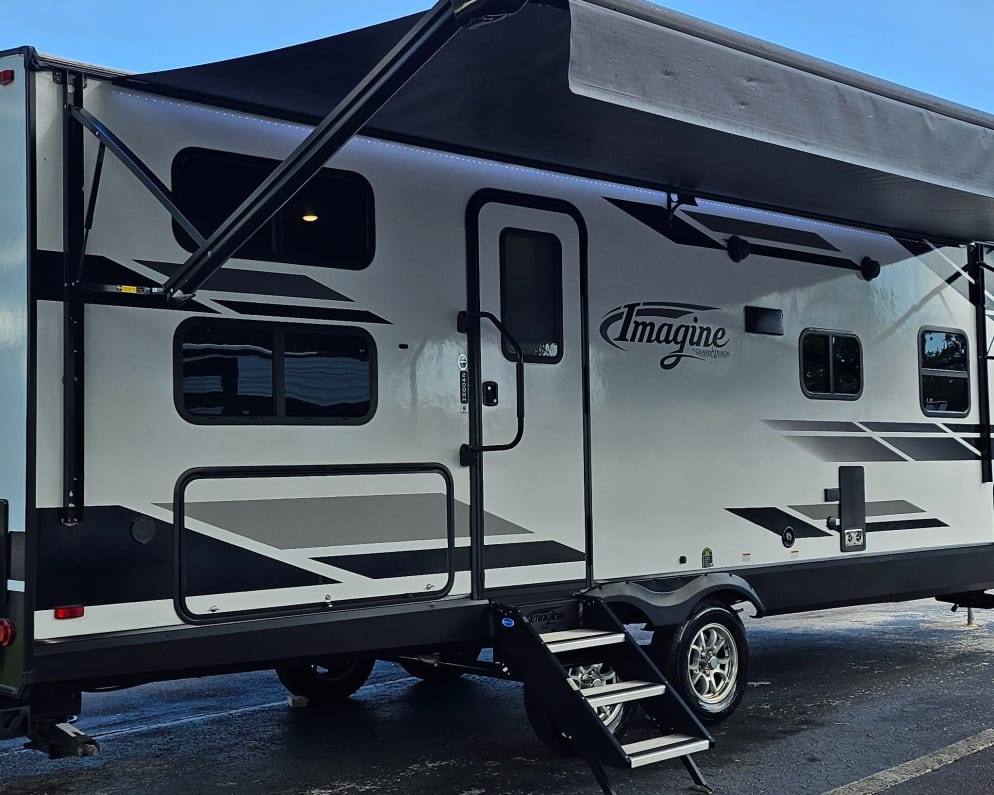 2021 Grand Design Imagine available for rent in Gibsonton Florida