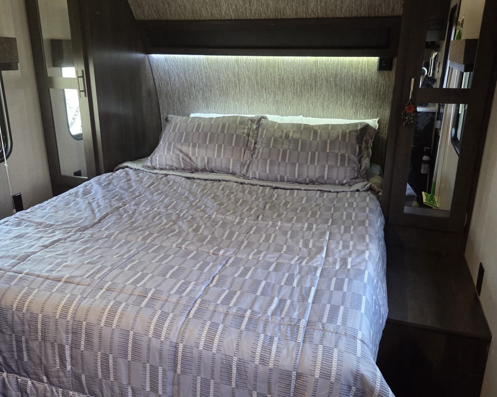 2018 LE  by Sportsmen for rent in 55304