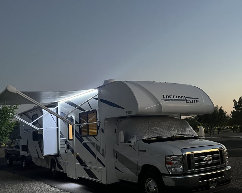 2022 Thor Freedom Elite available for rent in Tucson Arizona