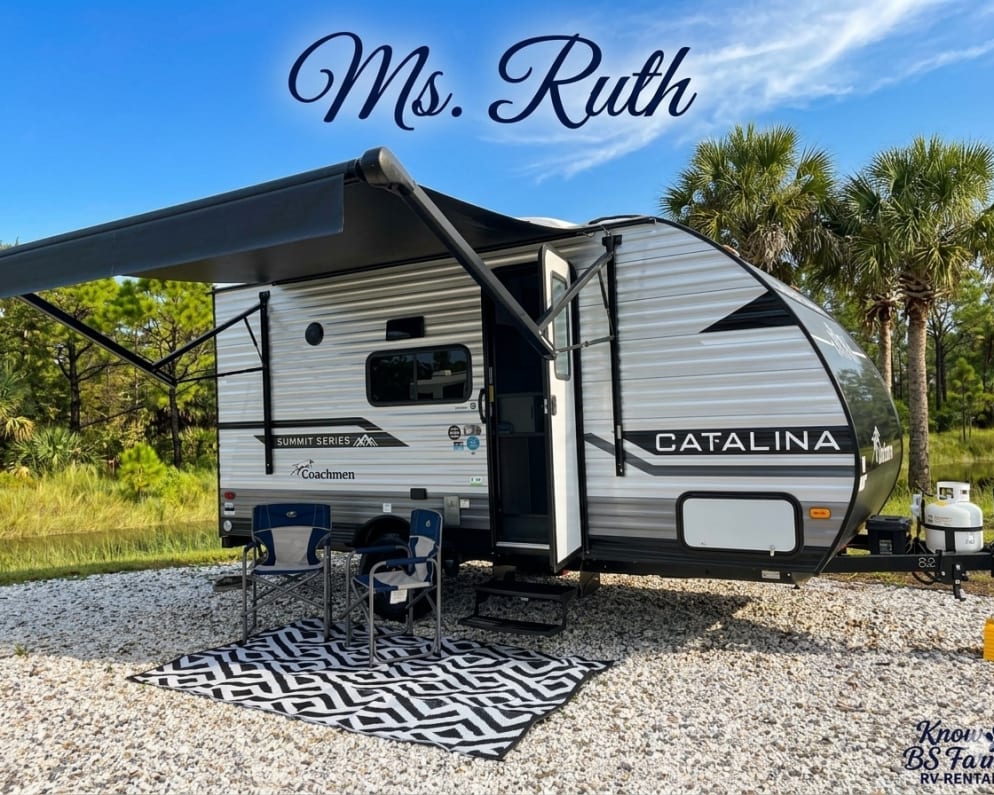 2024 Coachmen Catalina Summit 164BHX