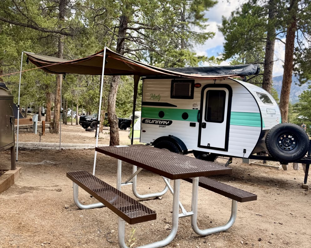 2022 Sunset Park RV SunRay available for rent in Boulder Colorado