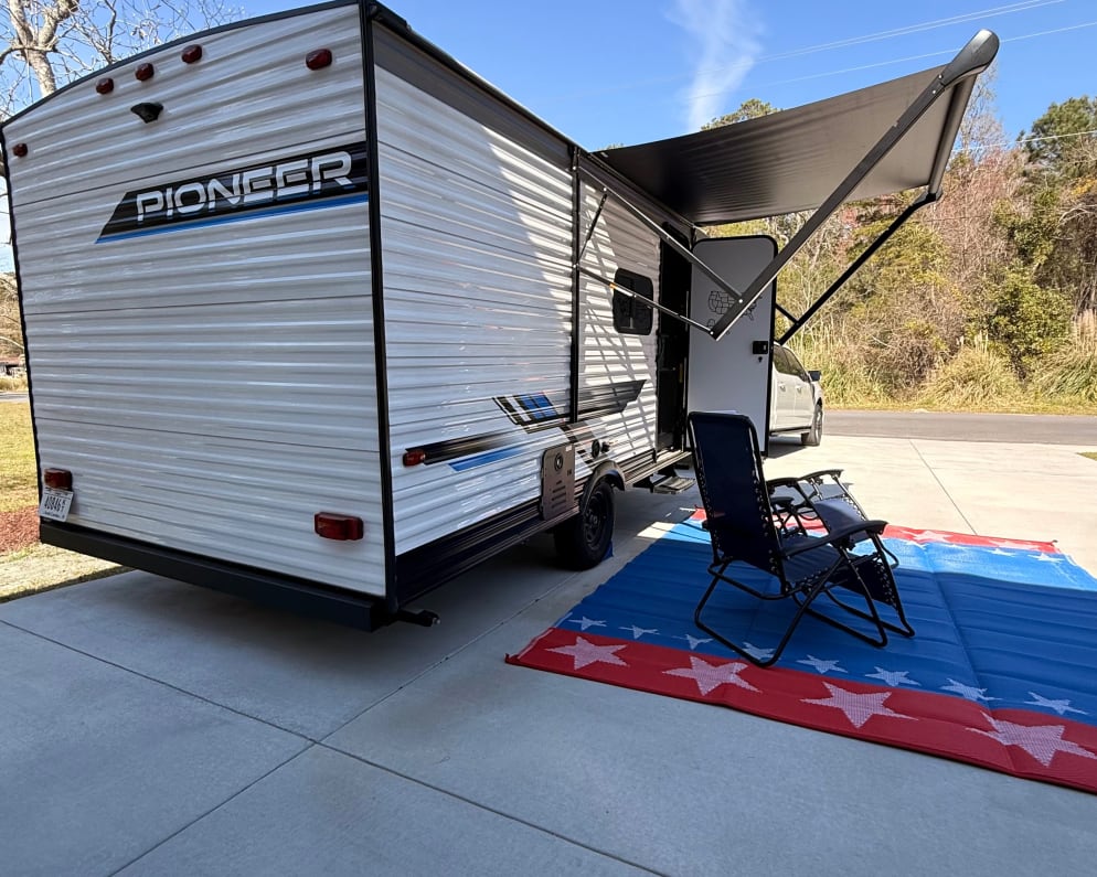 2025 Heartland RVs Pioneer