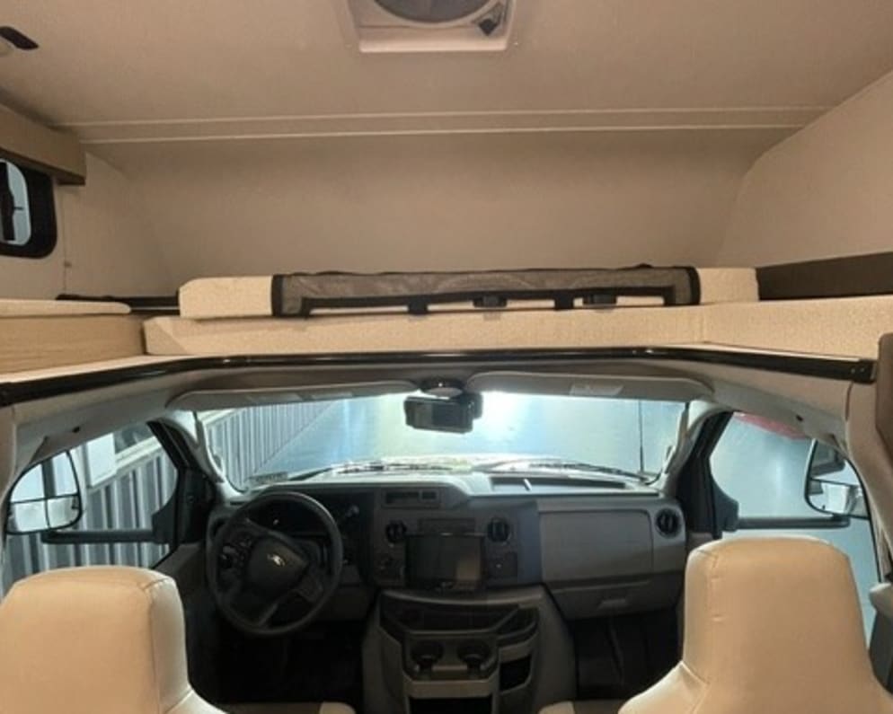 2027 Coachmen LEPERCHAUN 308KB Class C for rent in Winter Garden Florida