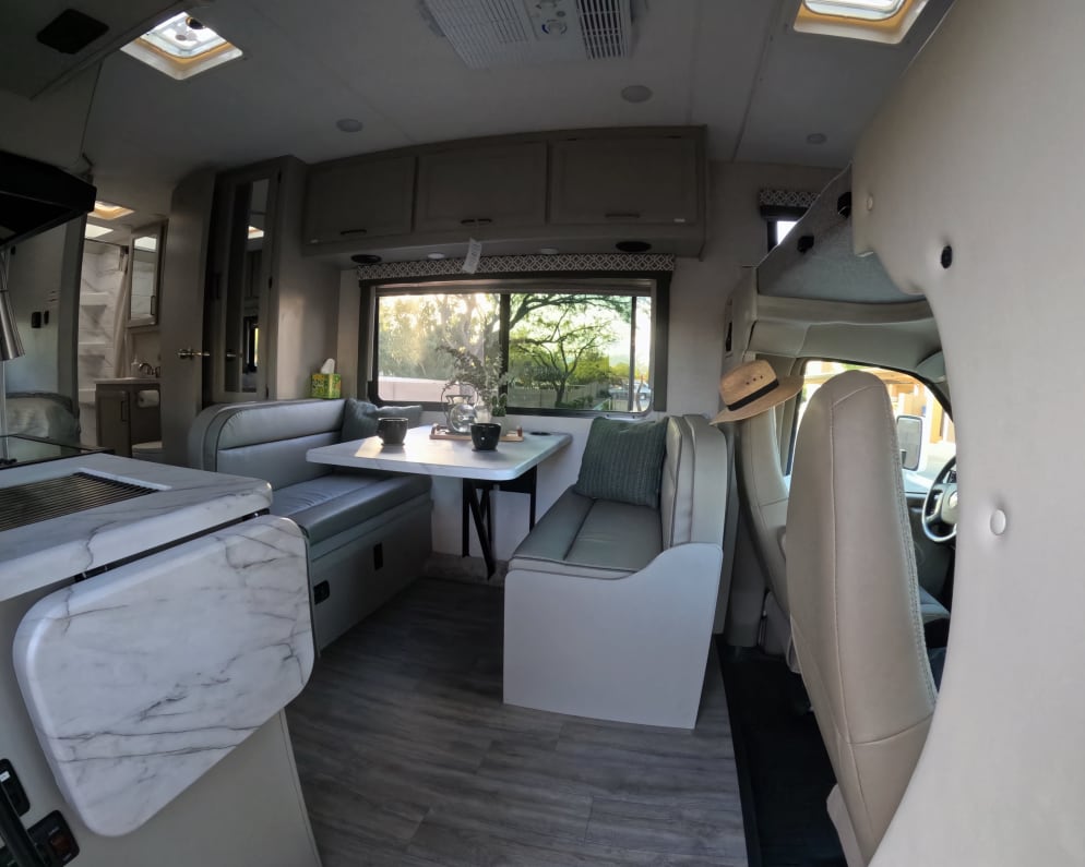 2024 Freedom Elite  by Thor for rent in 89147