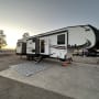 42ft Fifth Wheel. Sleeps 12!