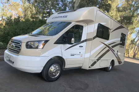 2018 Thor Motor Coach Compass