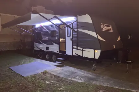 2017 Coleman 25’ Military & First responder discounts