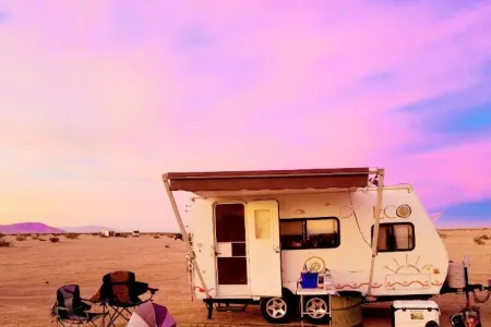 Rent our awesome ECO trailer with SOLAR and Starlink internet!!!!