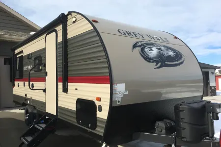 2018 Forest River Cherokee Grey Wolf