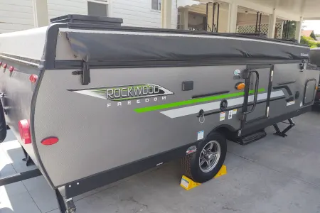 2021 Forest River Rockwood Freedom pop up tent trailer
