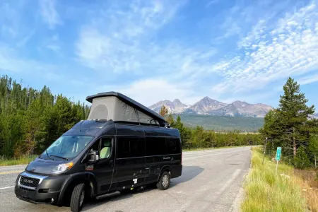 Thor - 2020 Thor Tellaro - Fully Loaded - Long Trip Discounts Available