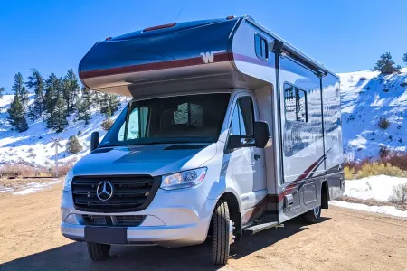 Winnebago Vita 24F Mercedes Turbo Diesel No.2 Sleeps 4