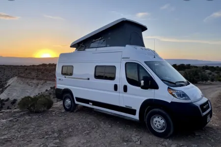 2021 Winnebago Solis
