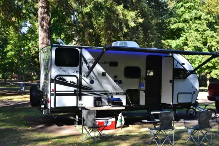 2020  Wolf Pup Black Label Bunk House Fall pricing