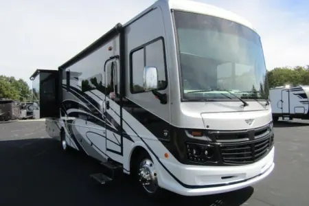 2022 Fleetwood Bounder 35K