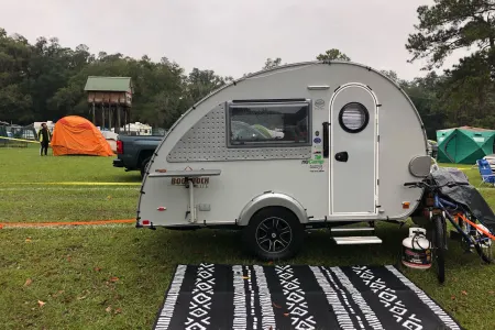 T@B CS-S Clamshell For Rent!