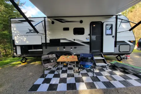 2022 Jayco Rocky Mountain Edition. Sleeps 8. 224BHW (Bunkhouse) $130/night!