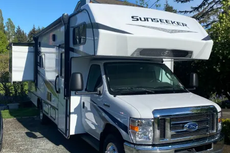 Experience the Ultimate RV Adventure with the 2022 Forrester SLE!