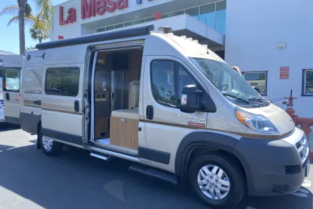 Luxury Winnebago Travato 59G