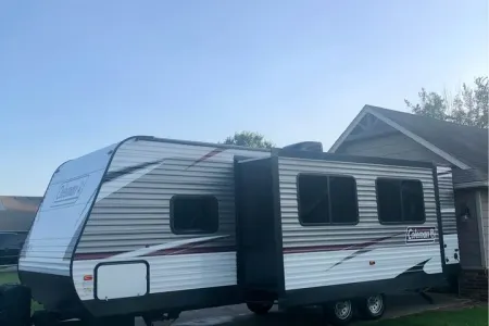 2019 Dutchmen Coleman Lantern