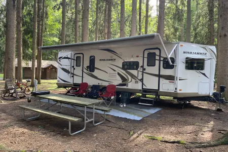 Super Nice 31’ Camper #1 (Rockwood Windjammer) - Central NY State Area