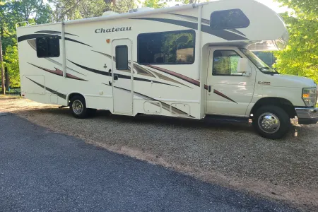 2012 Thor Chateau 28Z "Gypsy"