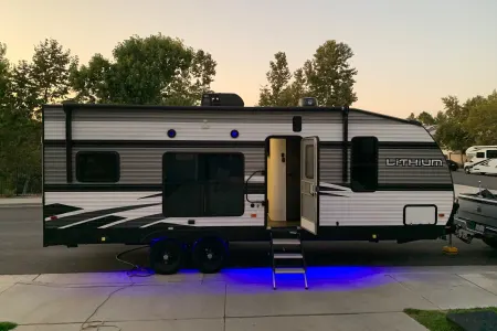 Family/Pet Friendly Platinum Hideaway