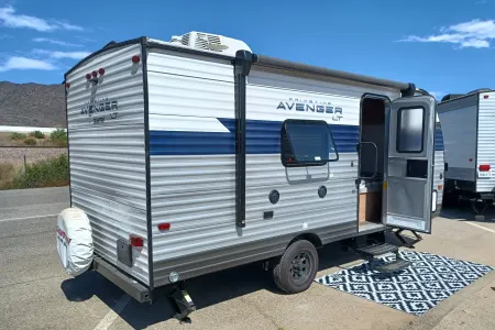 Small adventures - convinient & exciting  [GEN/AC/DELIVERY/SLEEPS 4/SOLAR]]