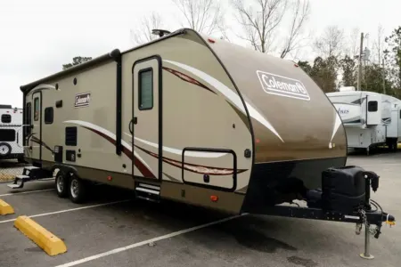 Cozy Camper - Adventure Awaits - 2018 Dutchmen Coleman Light